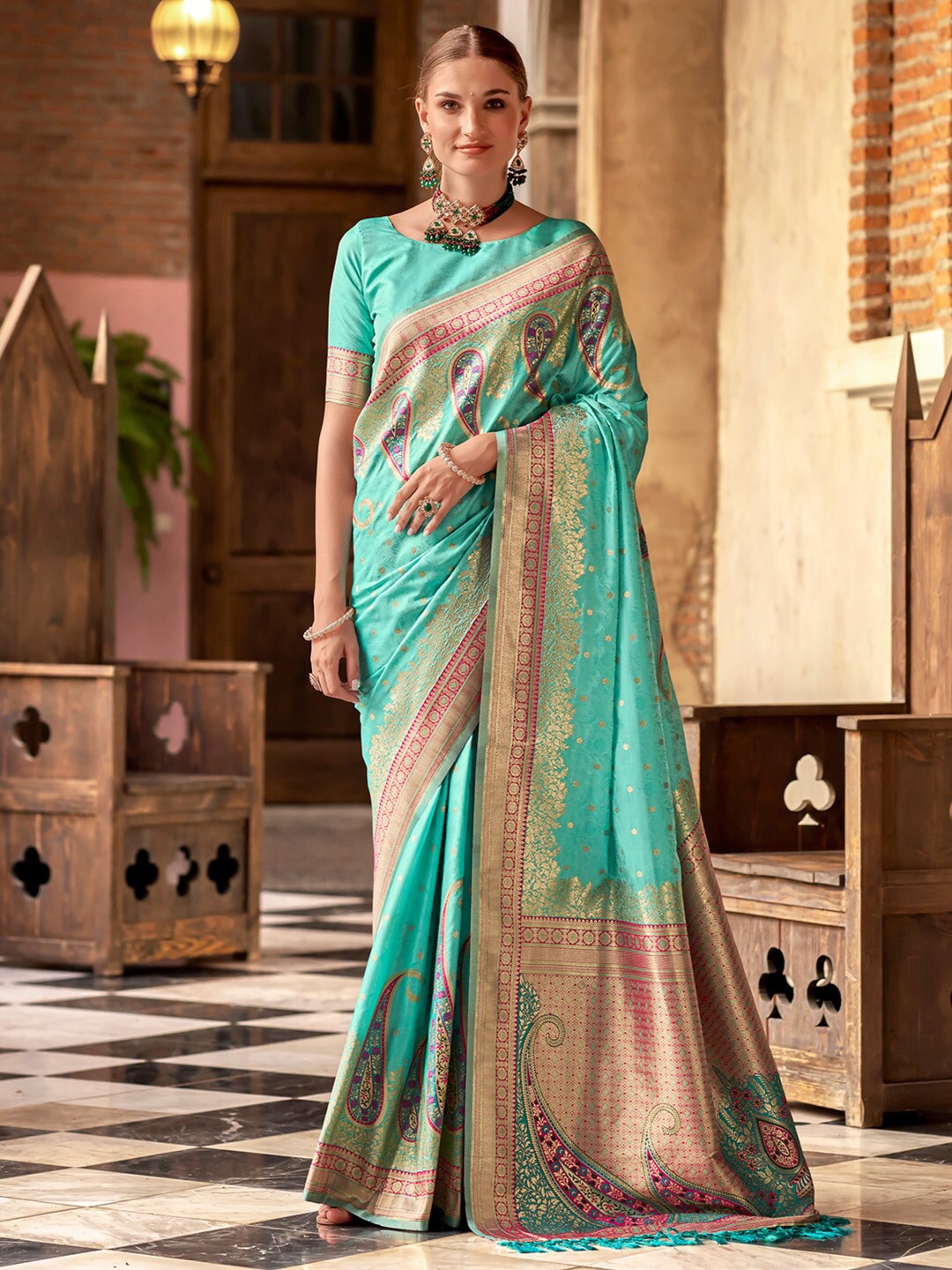 

Anouk Ethnic Motifs Woven Design Zari Banarasi Saree, Blue