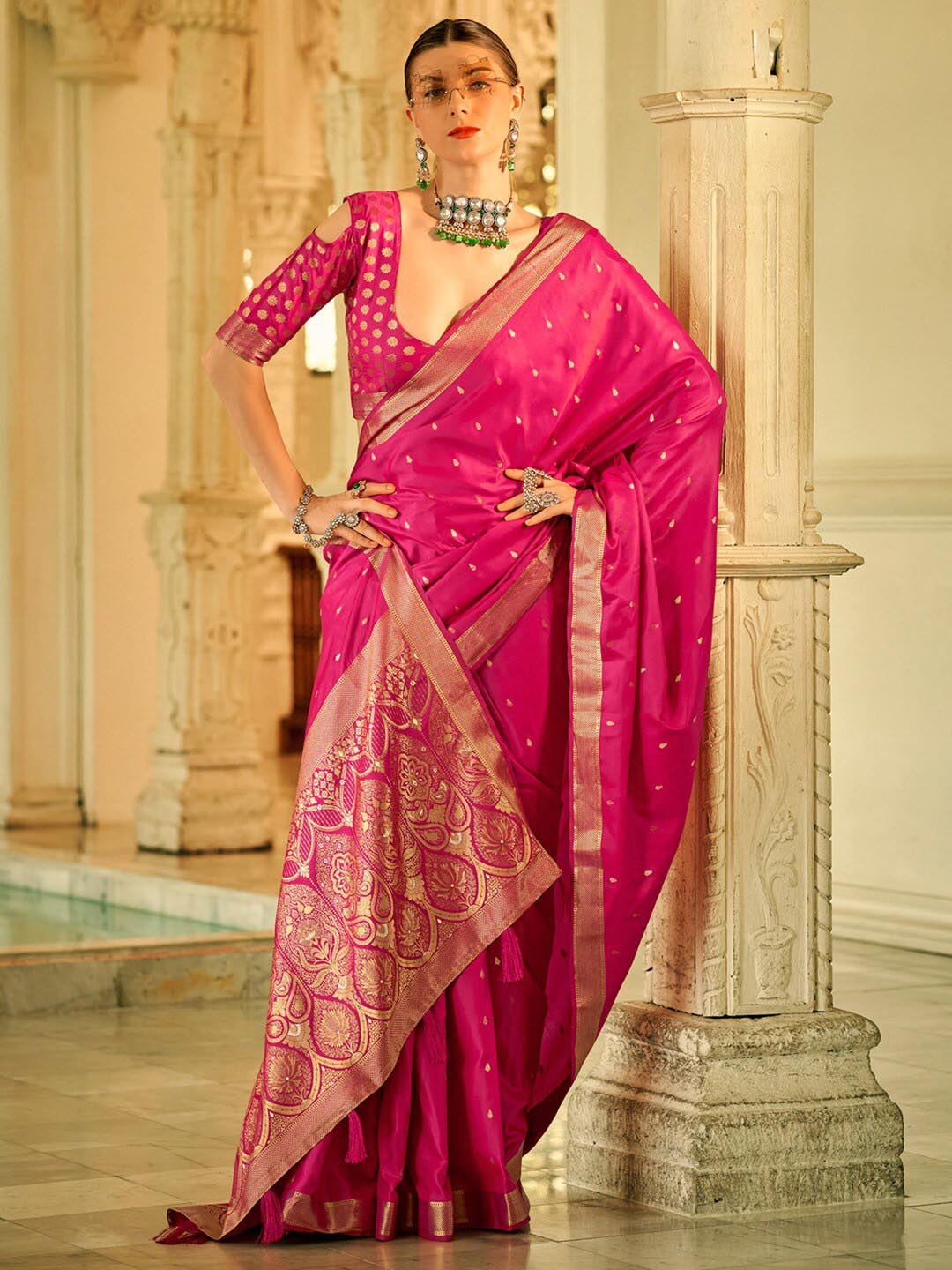 

Anouk Pink & Gold-Toned Ethnic Motifs Woven Design Zari Banarasi Saree