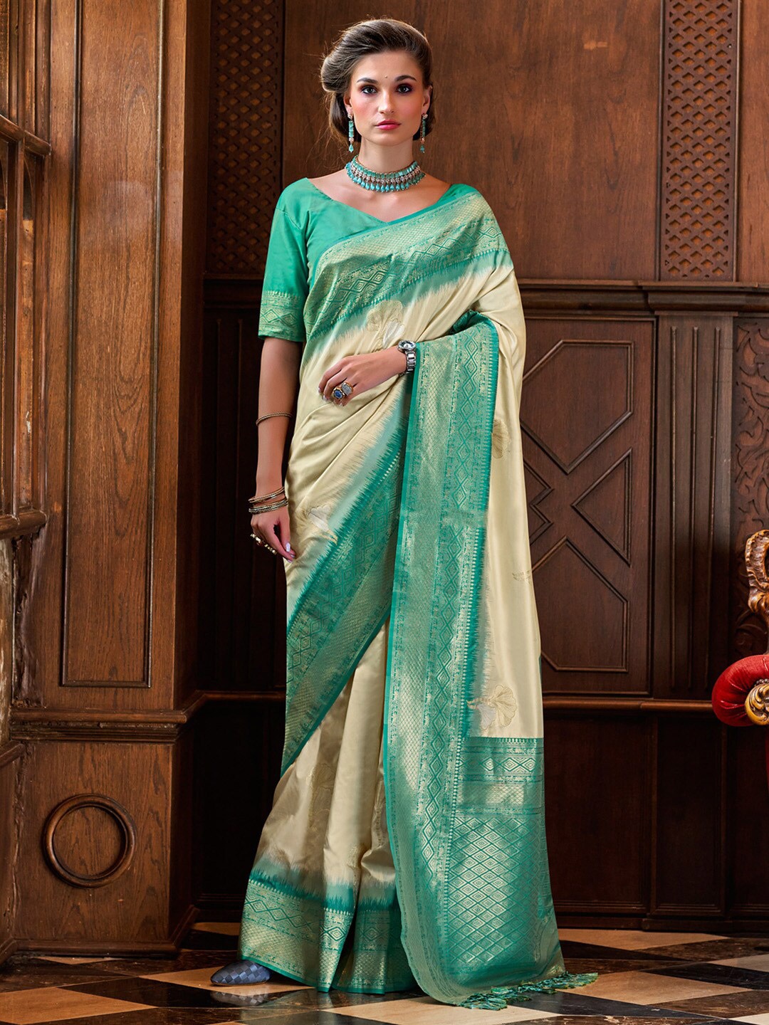 

Anouk Ethnic Motifs Zari Banarasi Saree, Cream