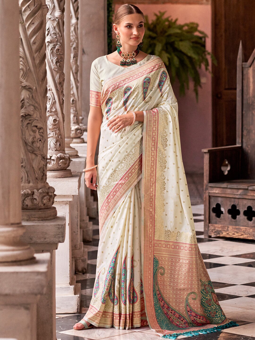

Anouk Off White & Red Ethnic Motifs Woven Design Zari Banarasi Saree