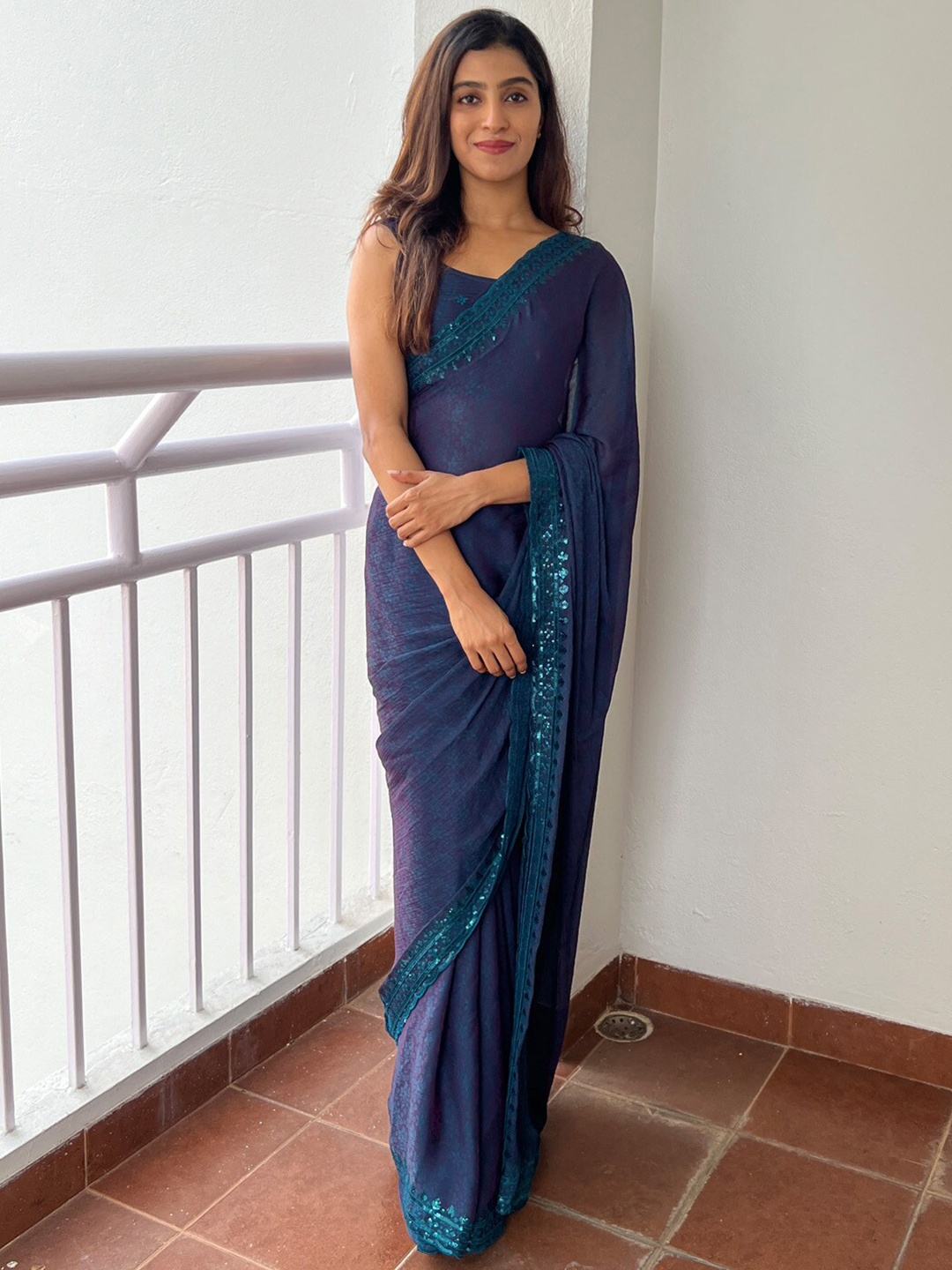 

Anouk Navy Blue Floral Printed Sequinned Saree