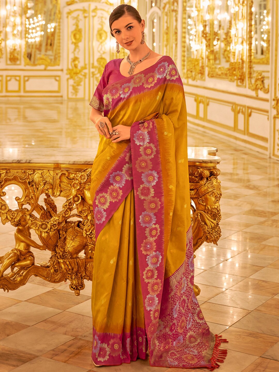 

Anouk Floral Woven Design Zari Banarasi Saree, Mustard