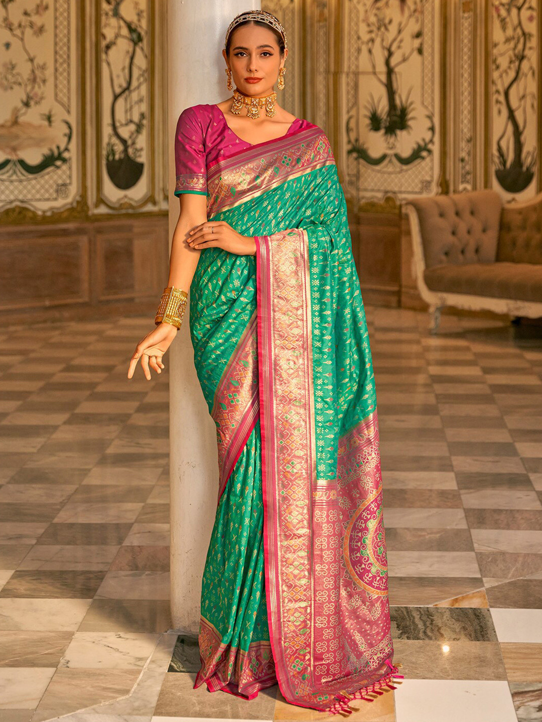

Anouk Ethnic Motifs Zari Banarasi Saree, Sea green