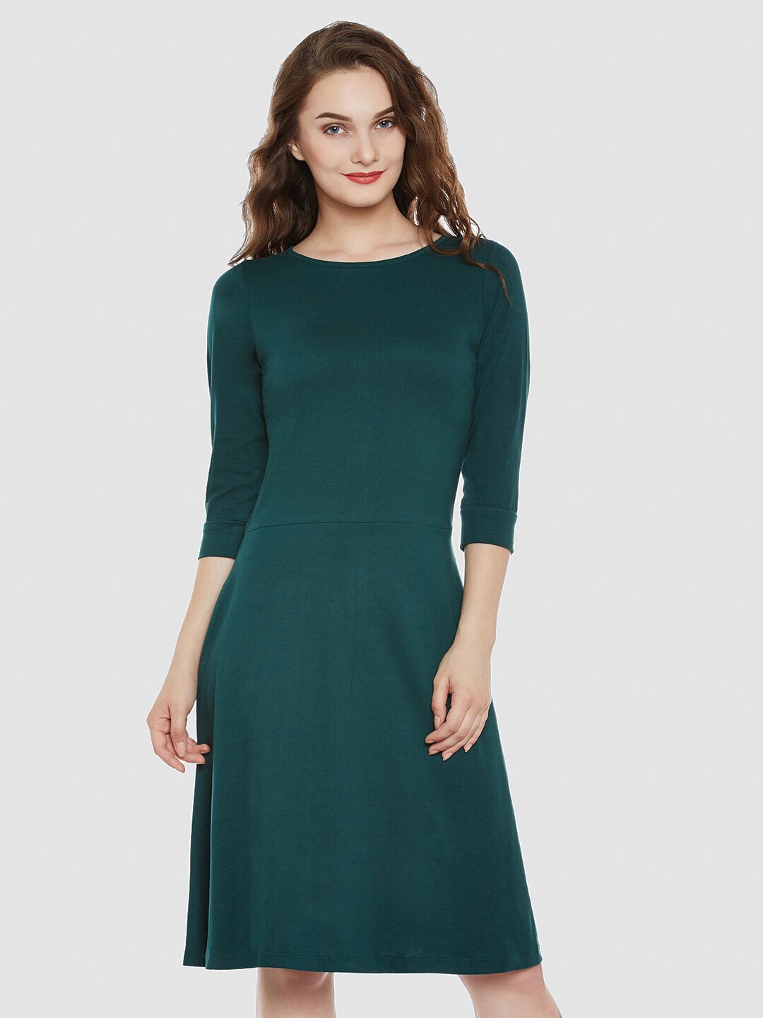 

Chemistry Women Cotton Boat Neck 3/4 Sleeve Solid Mini Skater Dress, Green