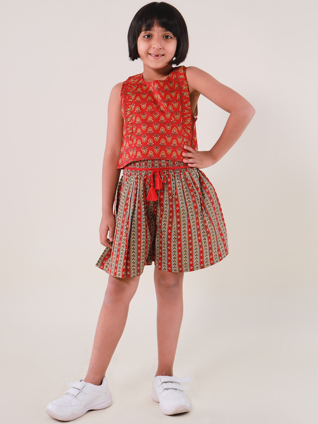 

Sangria Girls Printed Pure Cotton Sleeveless Top With Shorts, Red