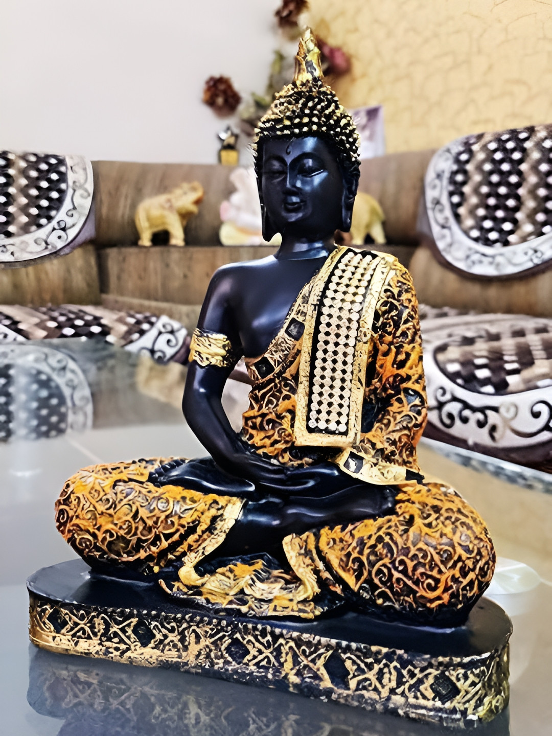 

GW CREATIONS Black Idol Showpiece