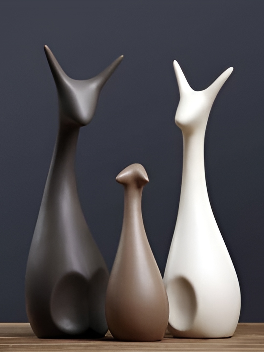 

GW CREATIONS White & Black 3 Pcs Figurine Showpieces