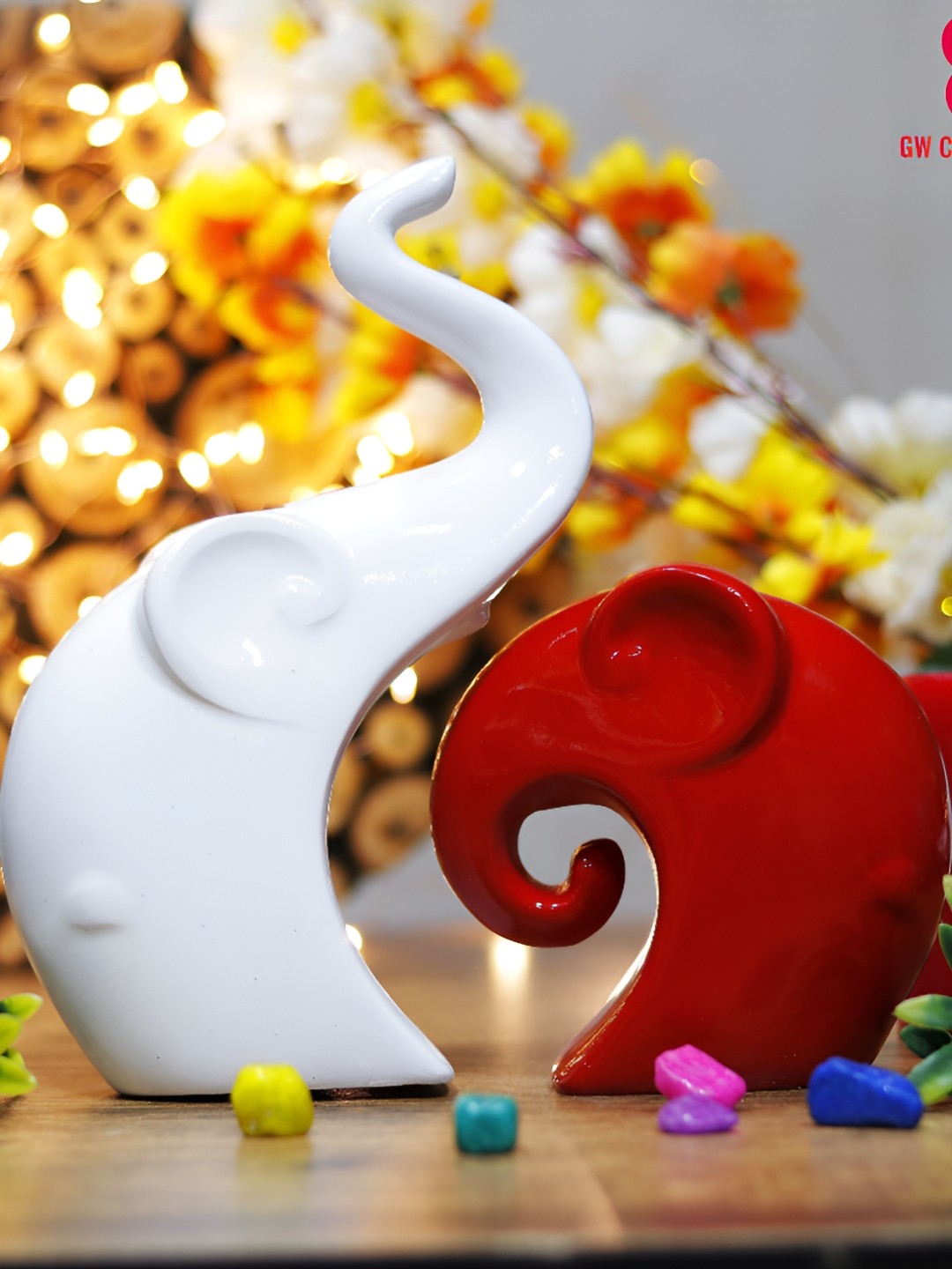 

GW CREATIONS White & Red Figurine Decorative Showpiece