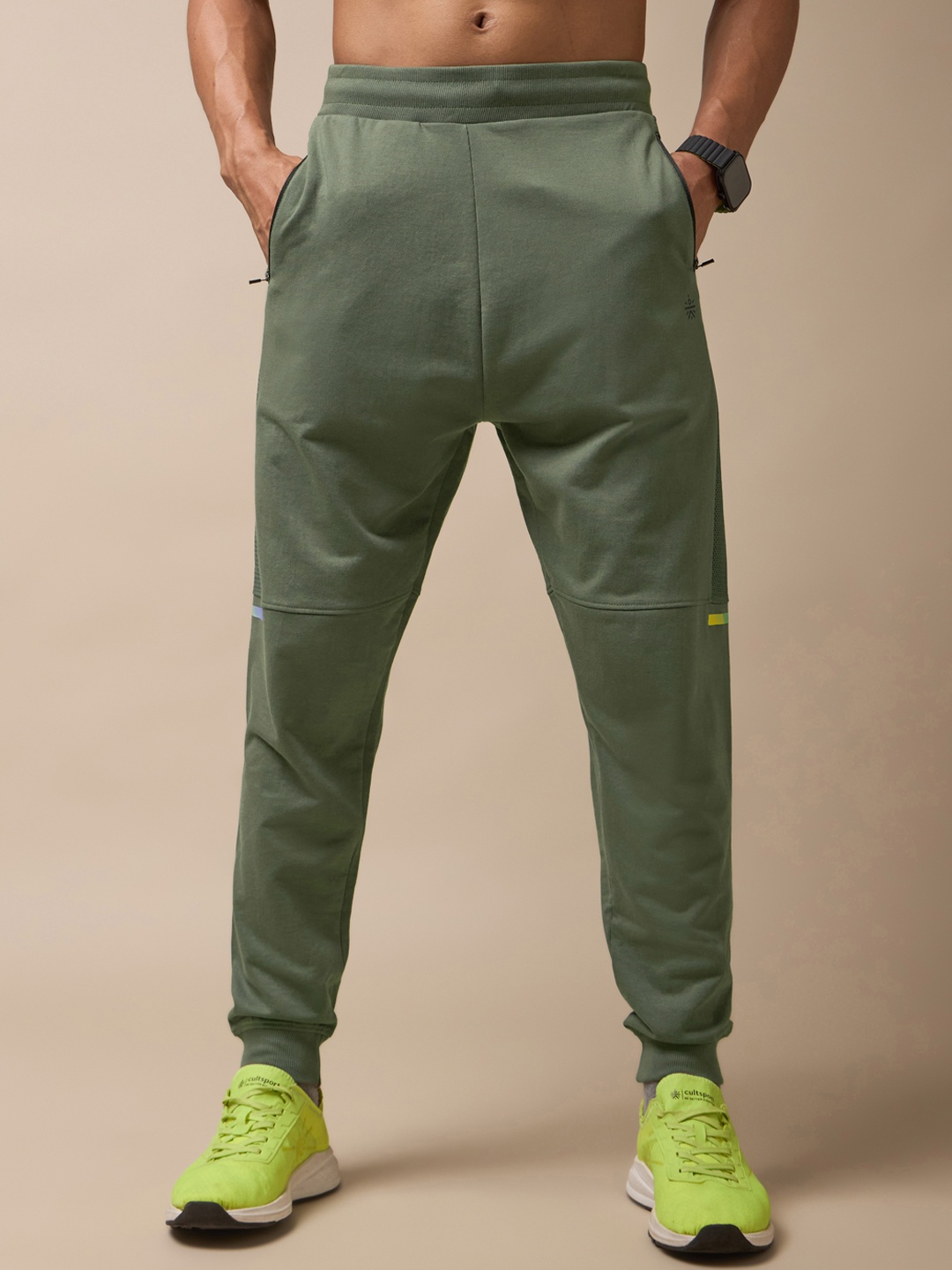

CULT Men Mid-Rise Jogger, Olive