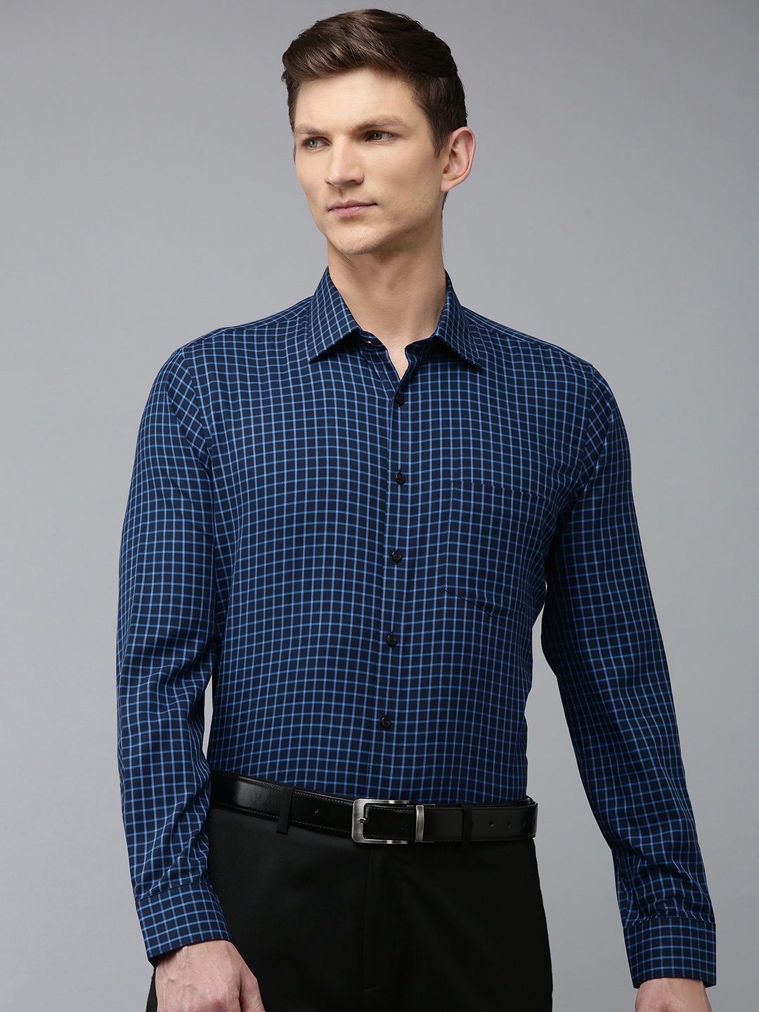 

Van Heusen Slim Fit Checked Formal Shirt, Navy blue
