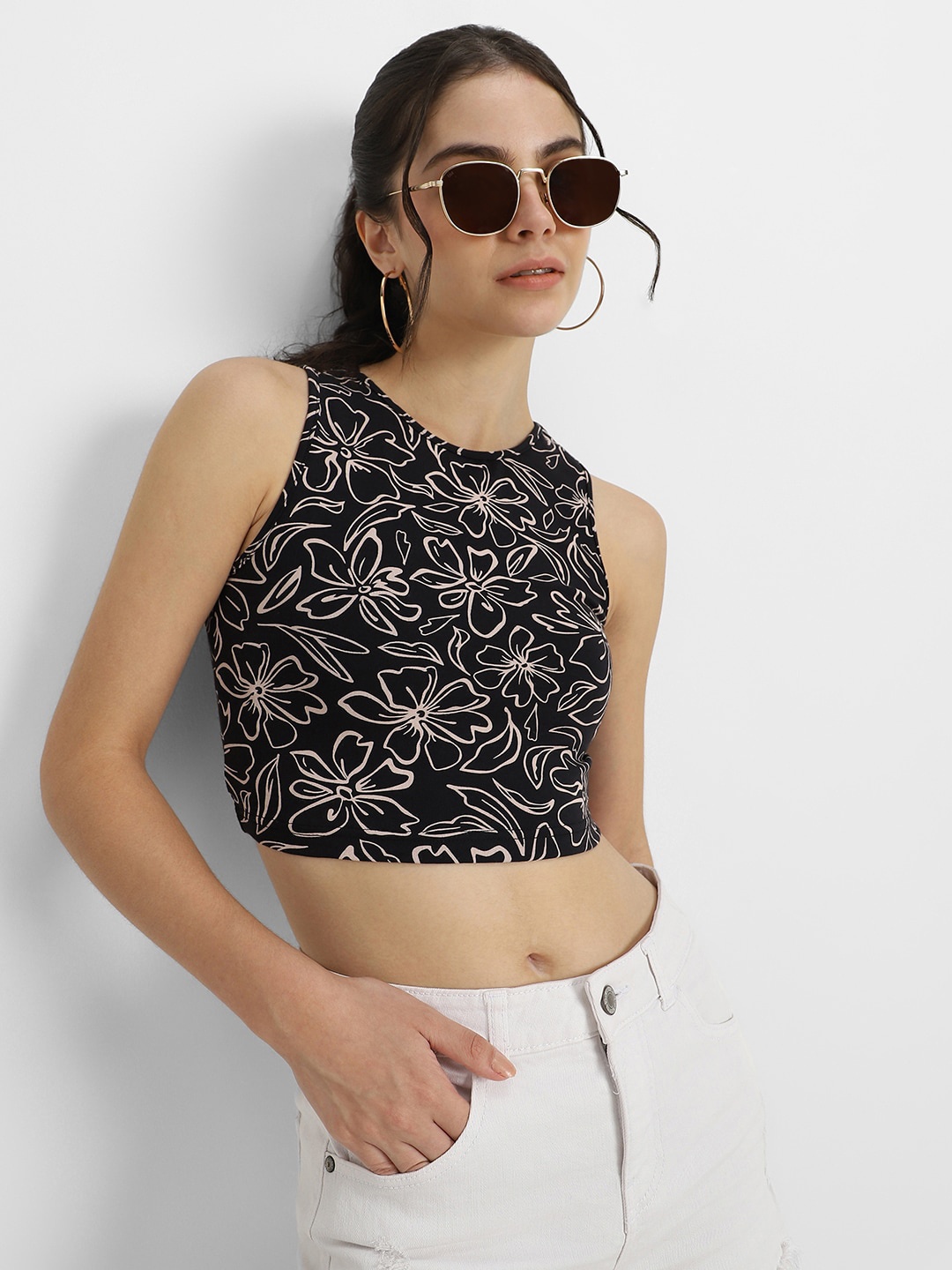 

JUNEBERRY Floral Print Cotton Tank Crop Top, Black