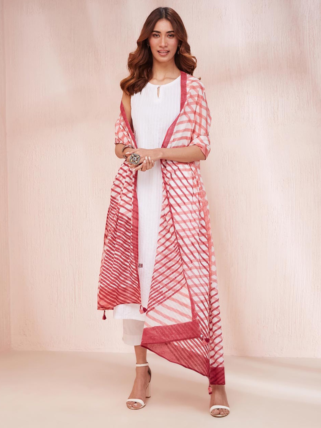 

Fabindia Checked Cotton Dupatta, Pink