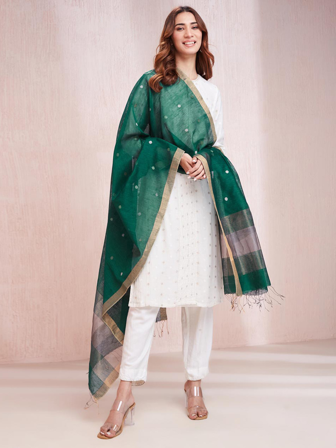 

Fabindia Geometric Woven Design Linen Dupatta with Zari, Green