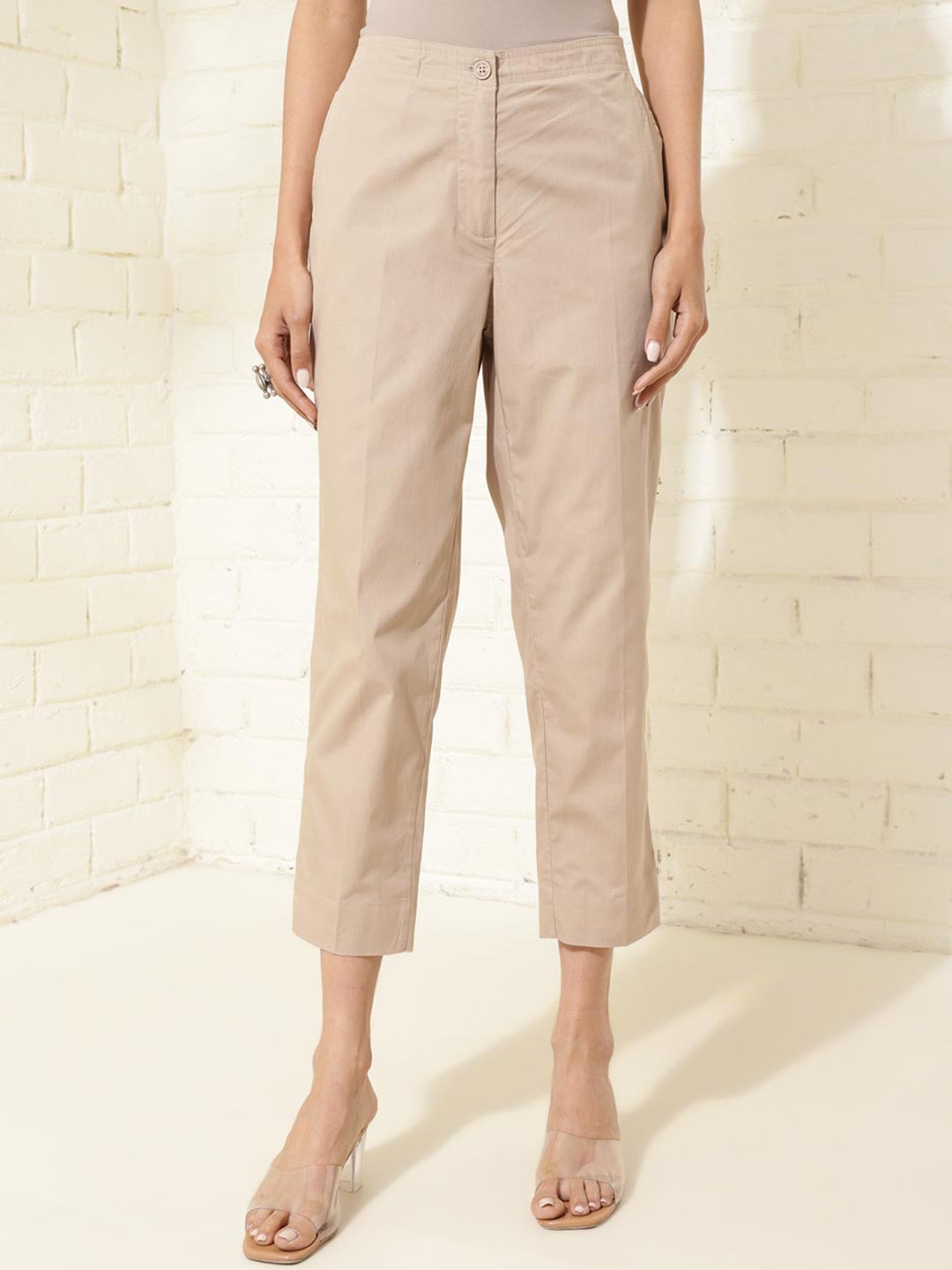 

Fabindia Women Slim Fit High-Rise Cotton Cropped Trouser, Beige
