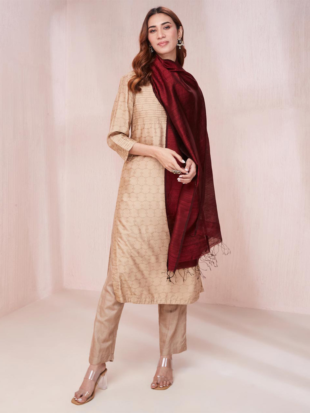 

Fabindia Striped Woven Design Stole, Maroon