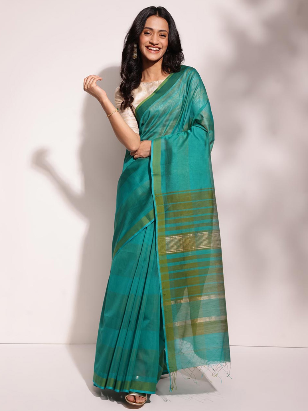 

Fabindia Teal Cotton Silk Blend Maheshwari Sari