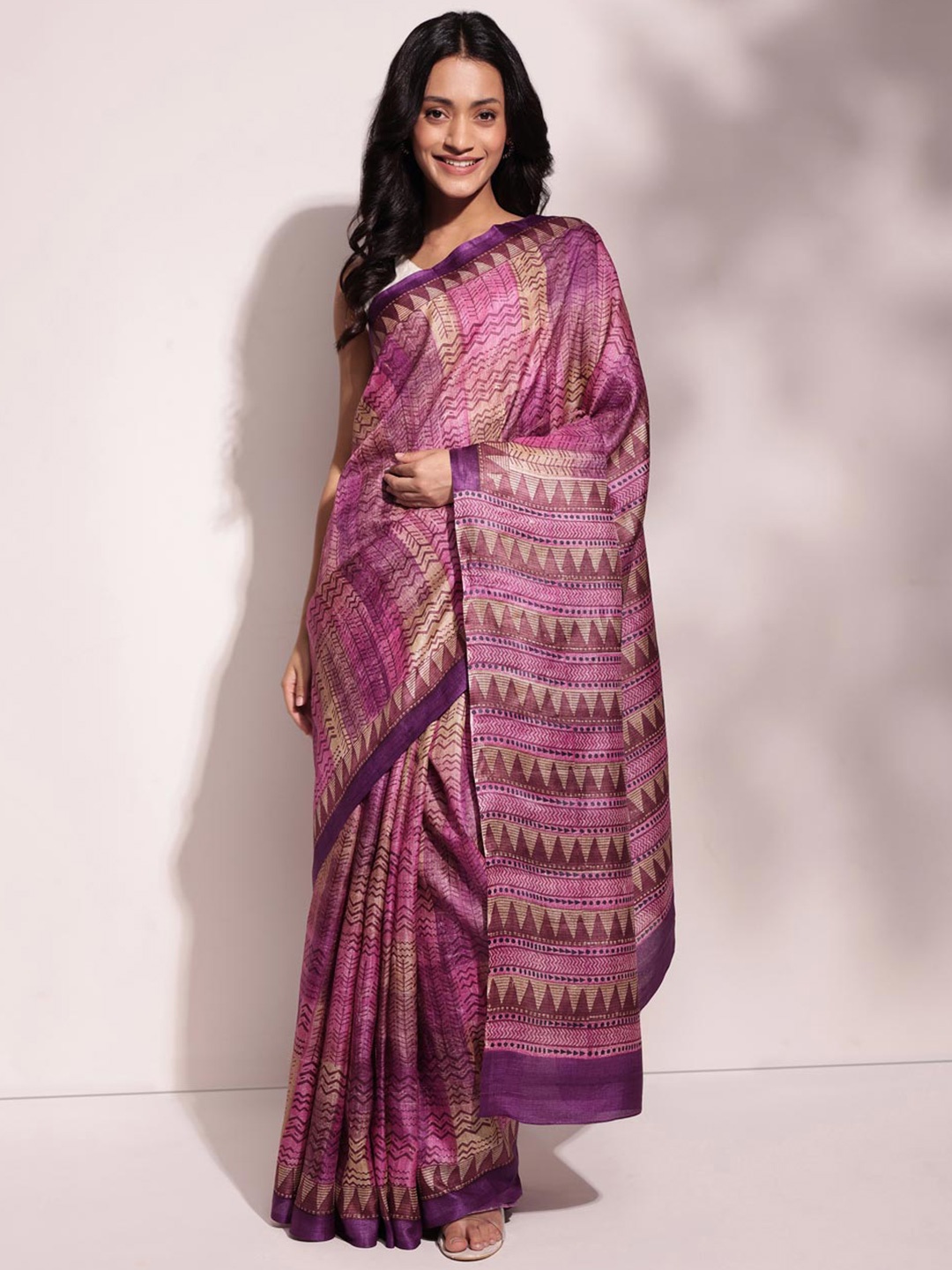 

Fabindia Geometric Printed Pure Silk Saree, Pink
