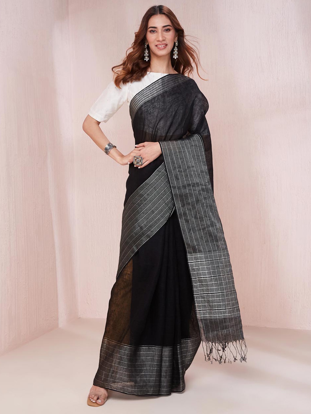 

Fabindia Woven Design Linen Blend Saree, Black