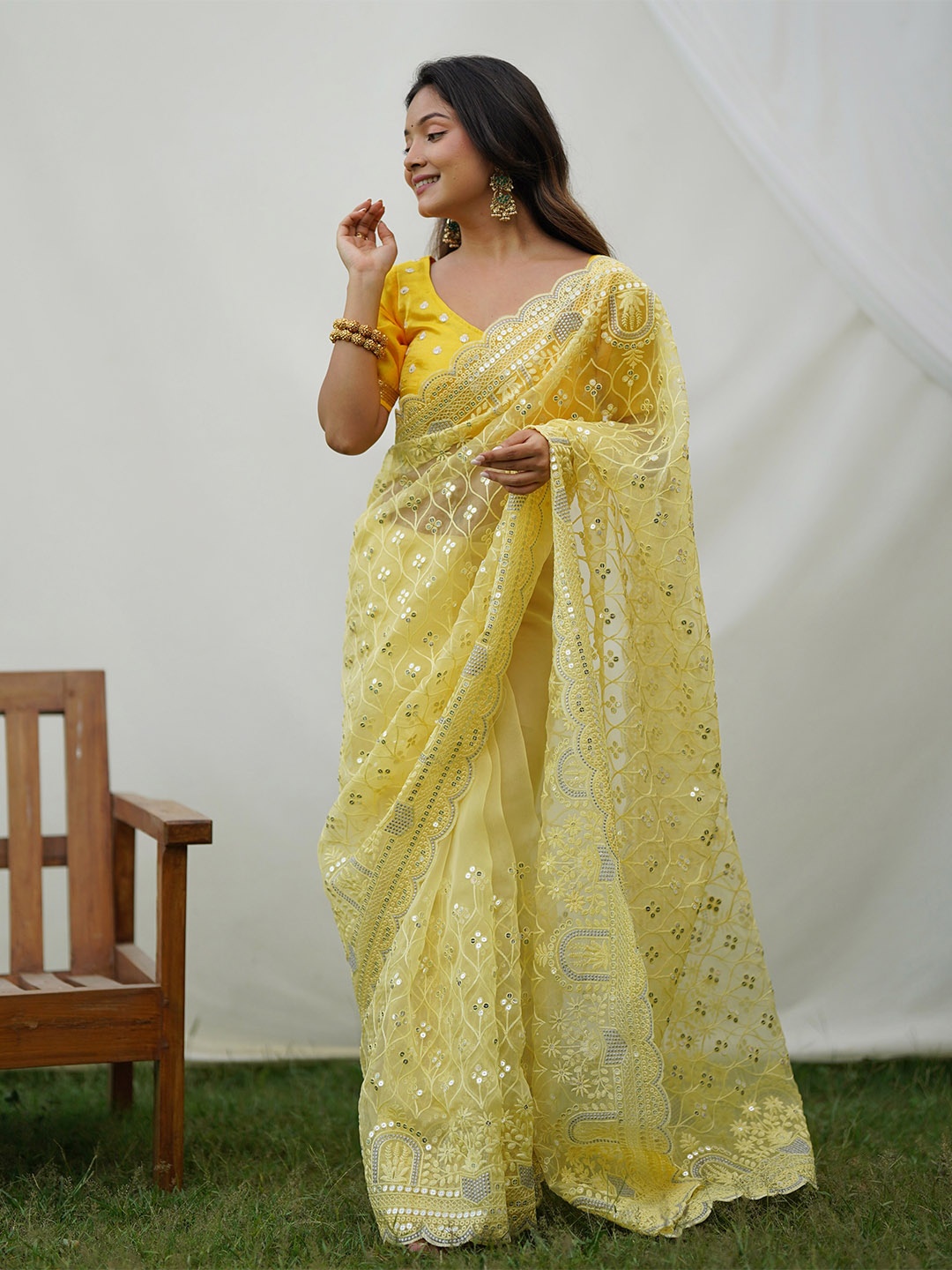 

SAREESBYCHIRAG Embellished Embroidered Organza Saree, Yellow