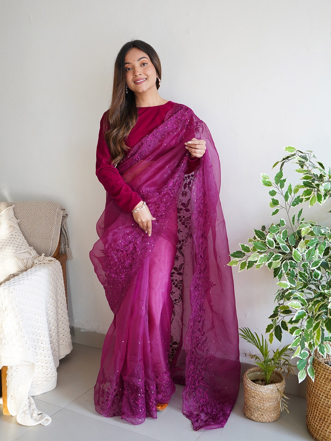 

SAREESBYCHIRAG Floral Embroidered Organza Saree, Burgundy