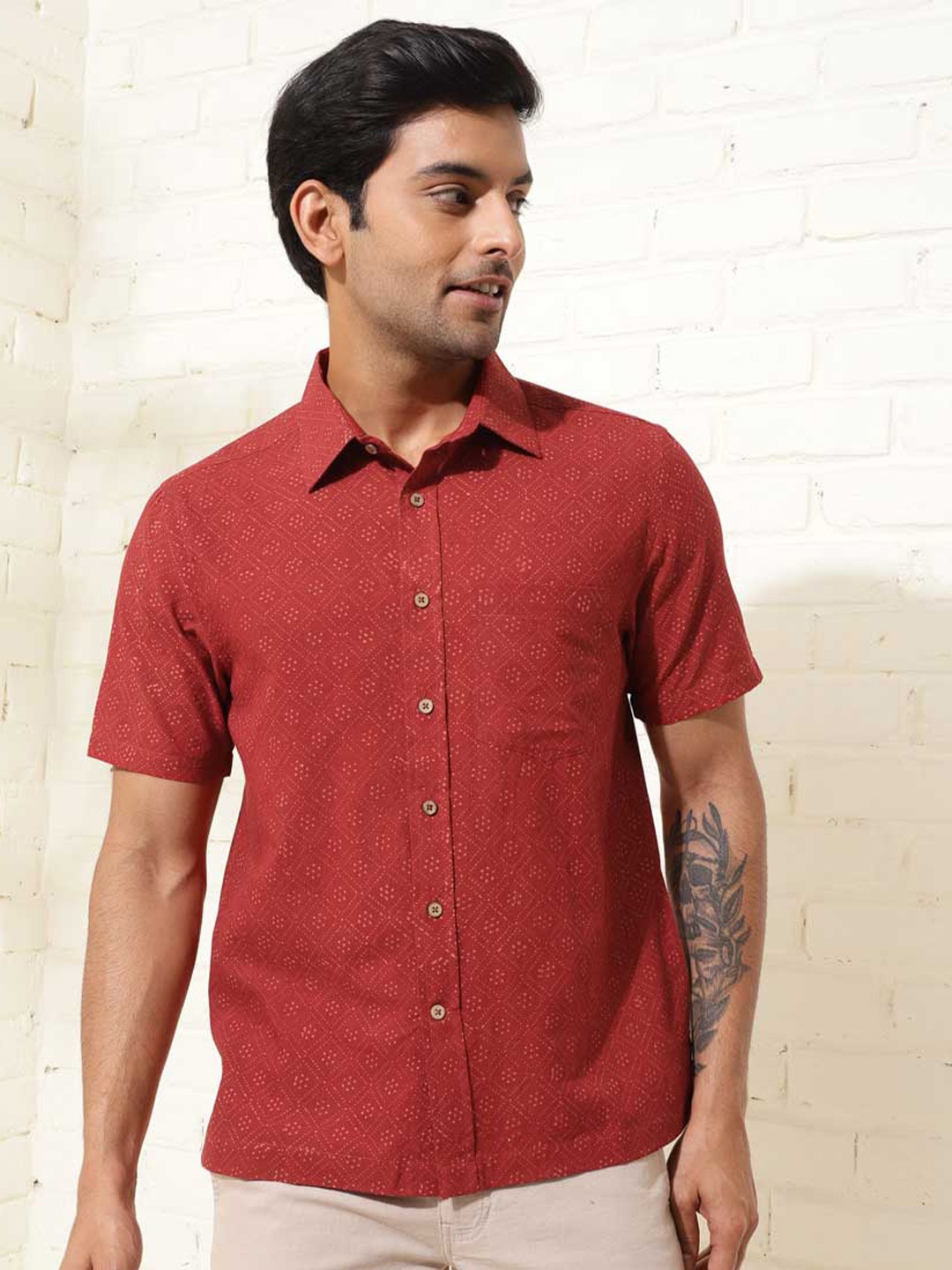 

Fabindia Geometric Printed Cotton Casual Shirt, Red