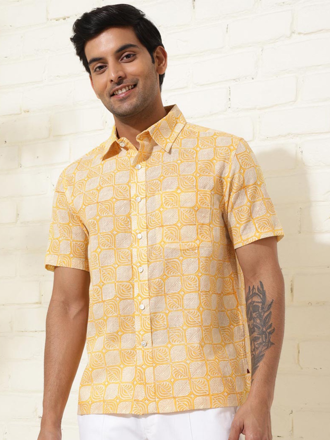 

Fabindia Printed Cotton Casual Shirt, Yellow