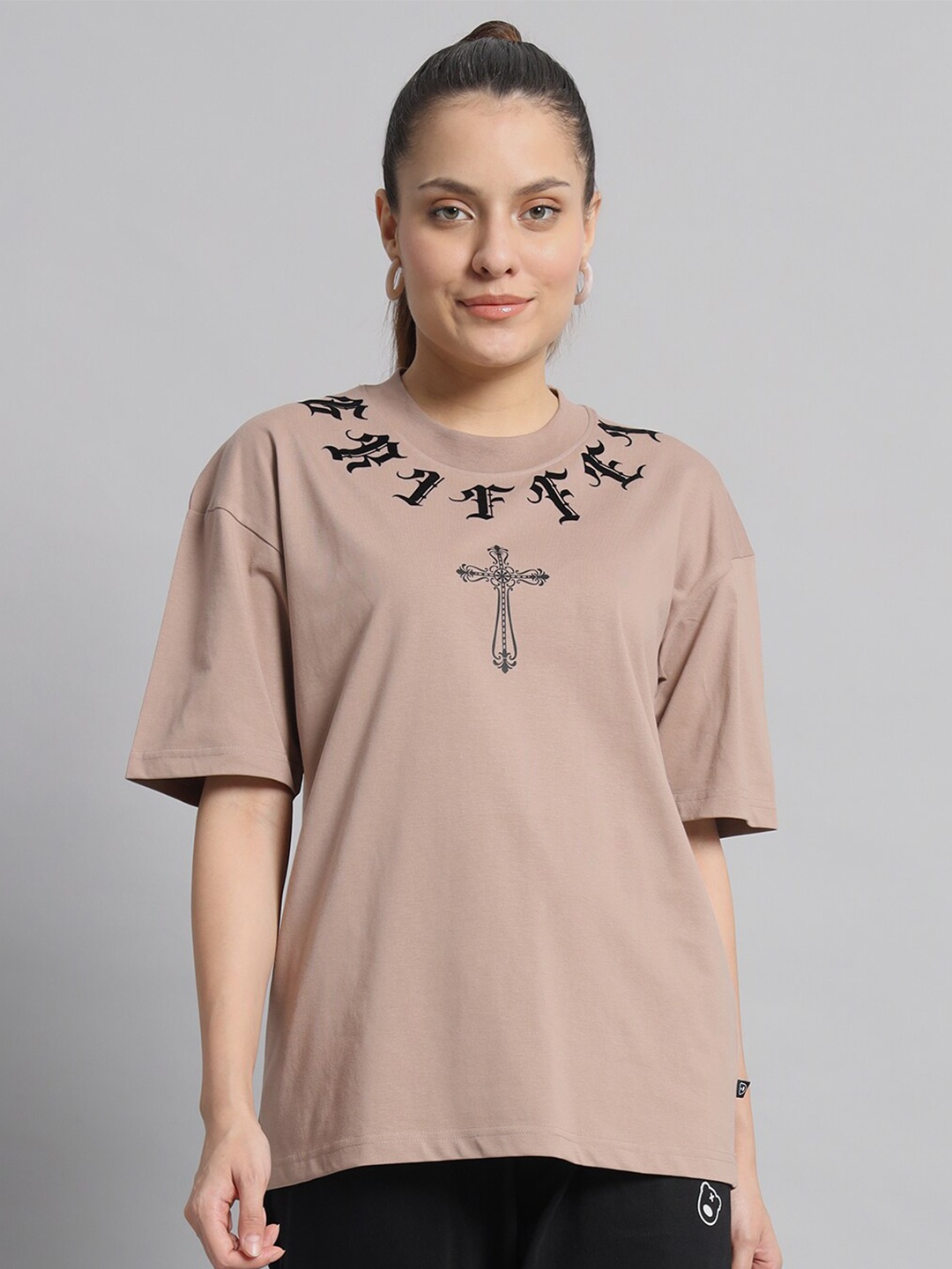 

GRIFFEL Graphic Printed Drop-Shoulder Sleeves Cotton Oversized T-shirt, Beige