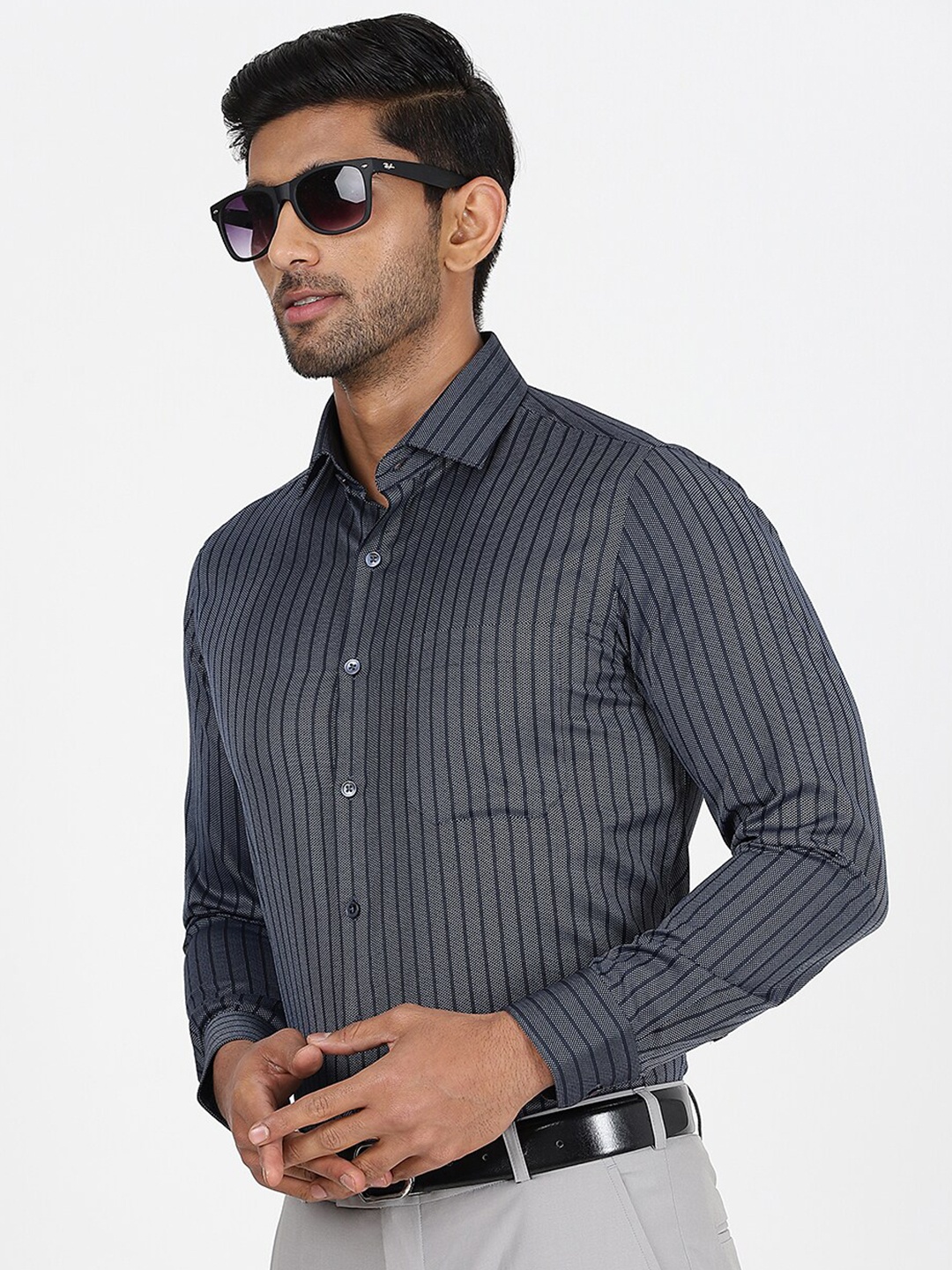 

Greenfibre Slim Fit Striped Cutaway Collar Cotton Formal Shirt, Navy blue