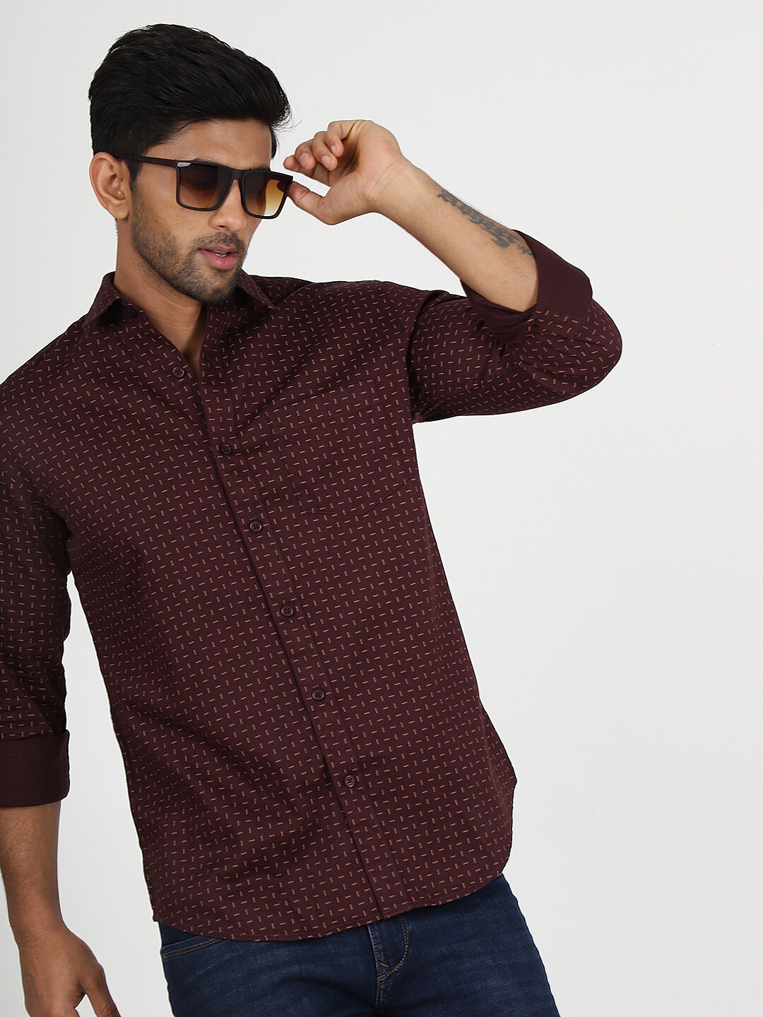 

JADE BLUE Micro Ditsy Printed Spread Collar Slim Fit Cotton Casual Shirt, Maroon