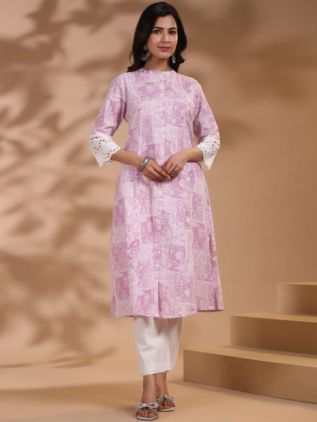 

Meena Bazaar Floral Printed Mandarin Collar A-Line Kurta with Trousers, Purple