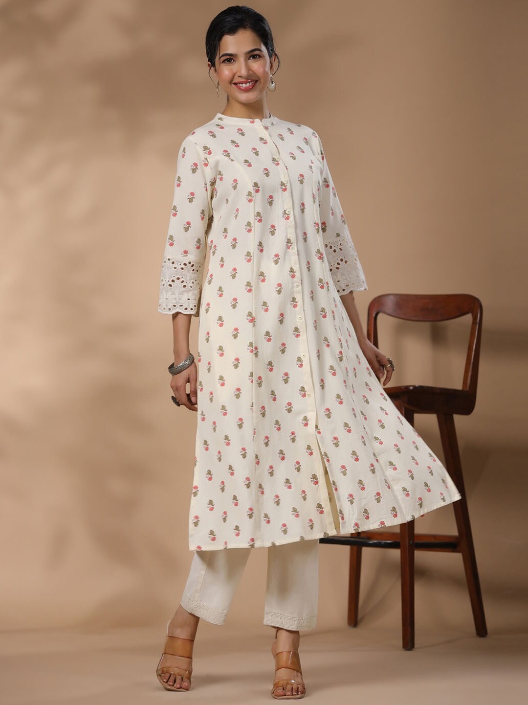

Meena Bazaar Floral Printed Regular Kurta With Trousers, Cream