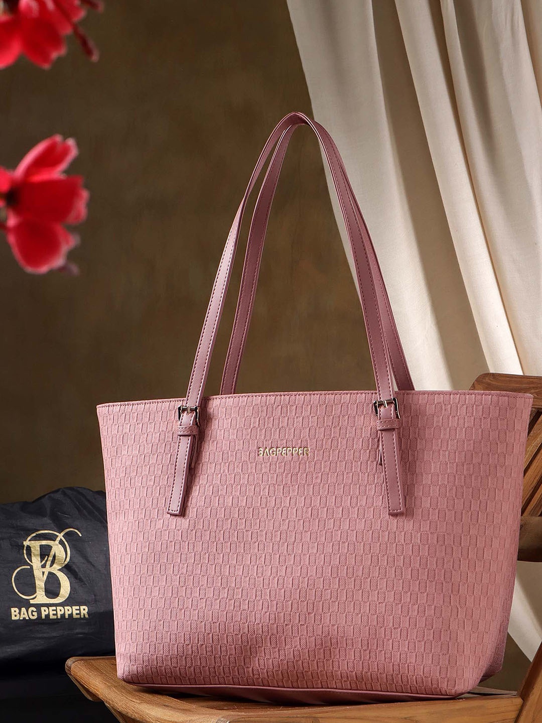 

Bag Pepper Textured Shoulder Bag, Pink
