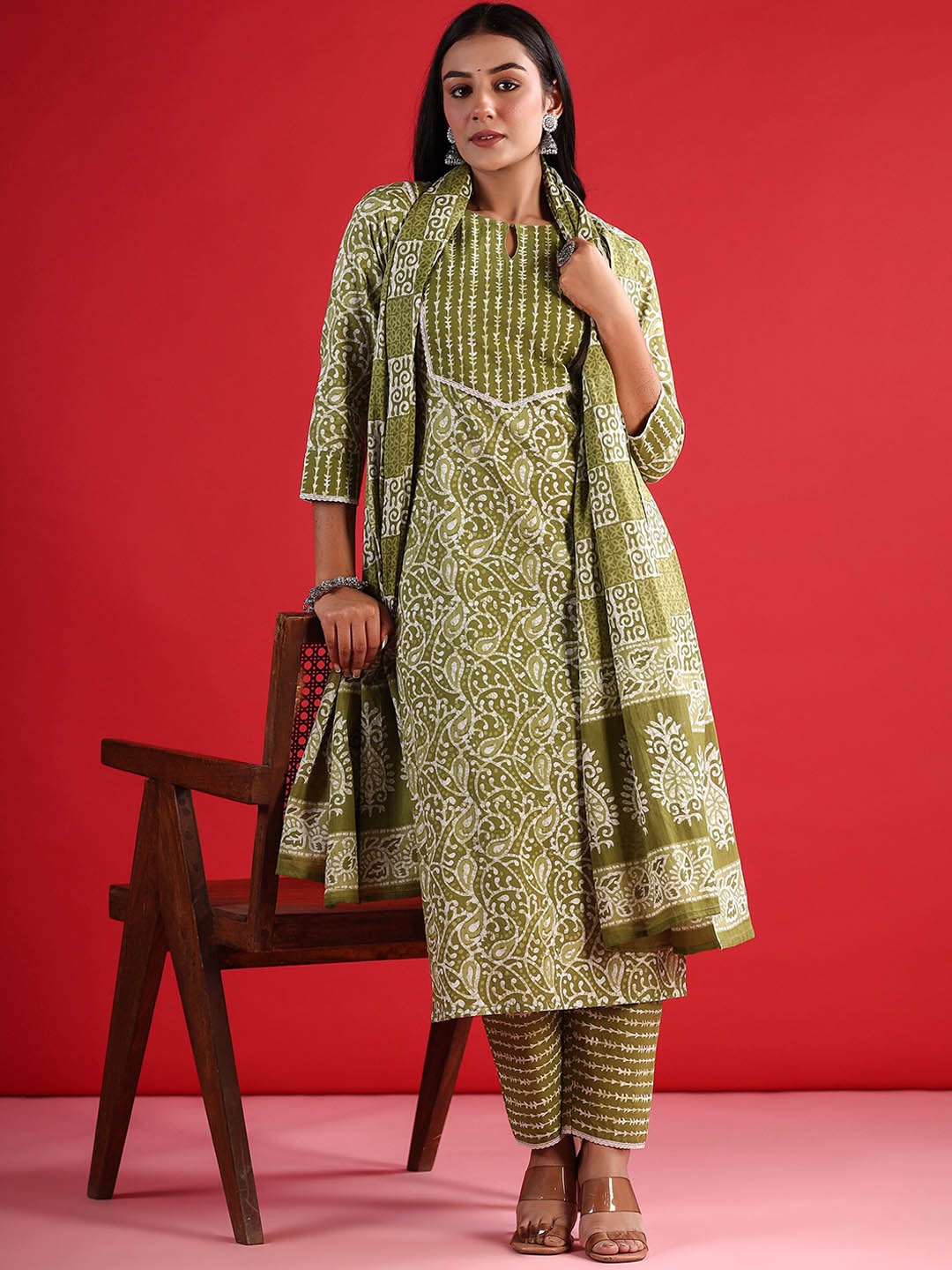 

Indo Era Paisley Printed Pure Cotton Straight Kurta With Trouser & Dupatta, Green