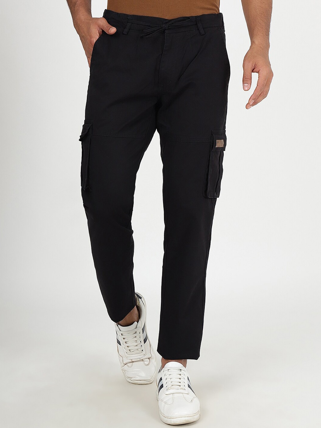 

JADE BLUE Men Slim Fit Mid-Rise Pure Cotton Track Pant, Black