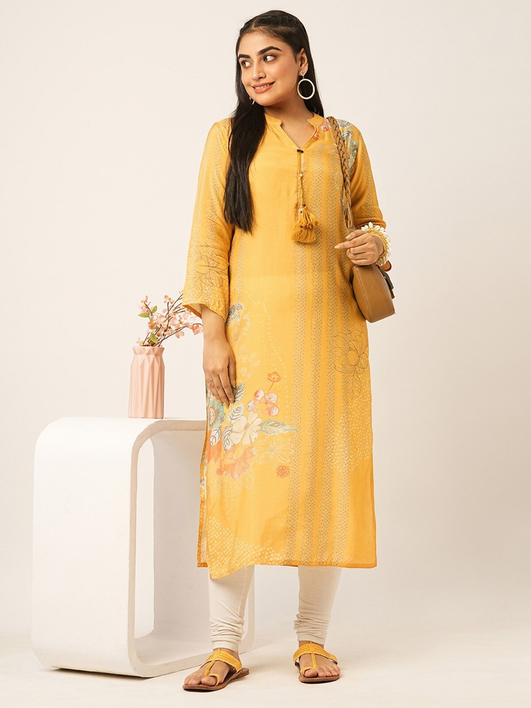 

ODETTE Mandarin Collar Floral Printed Kurta, Mustard