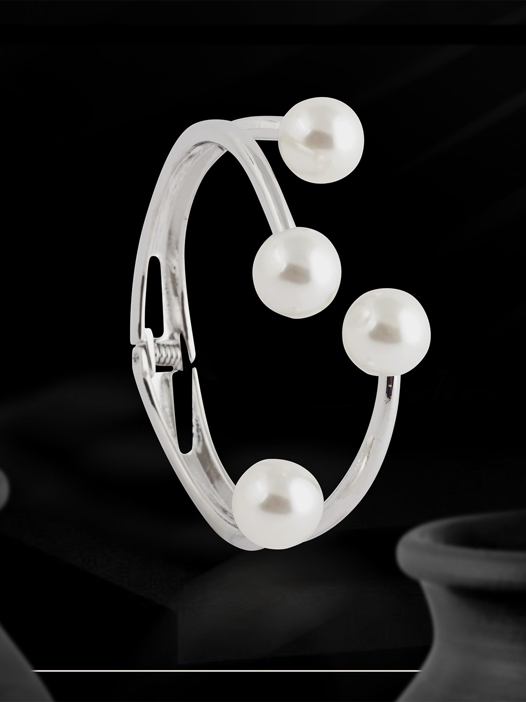 

GRLIE Women Pearl Beaded Bangle-Style Bracelet, Silver