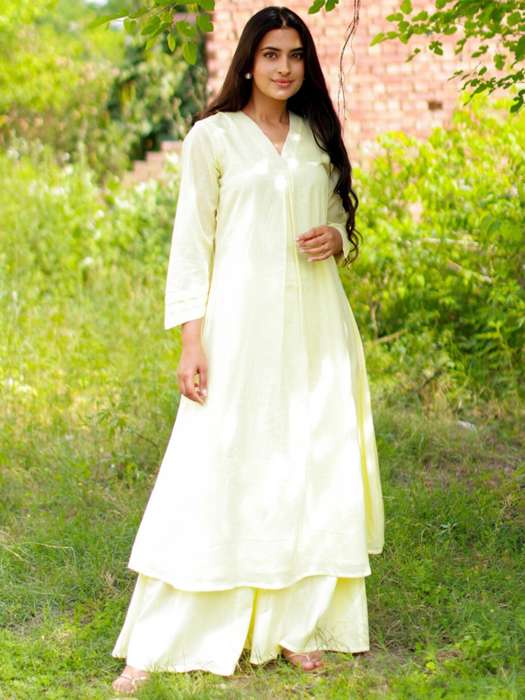 

Ambraee Pleated A-Line Kurta with Palazzos, Yellow