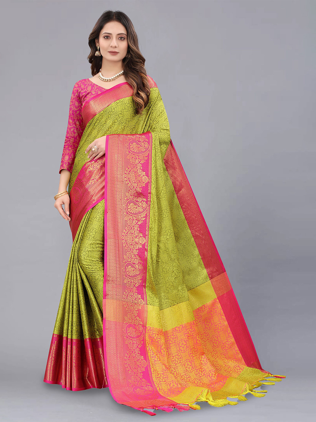 

DIVASTRI Floral Zari Pure Cotton Banarasi Saree, Yellow