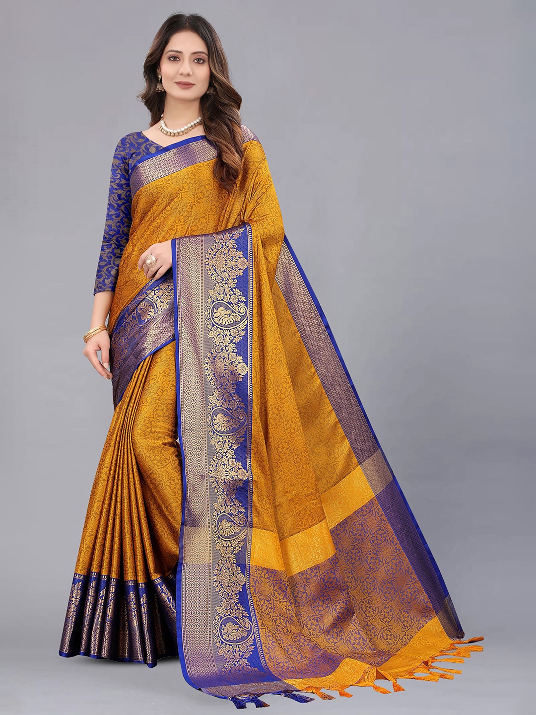 

DIVASTRI Floral Zari Pure Cotton Banarasi Saree, Orange