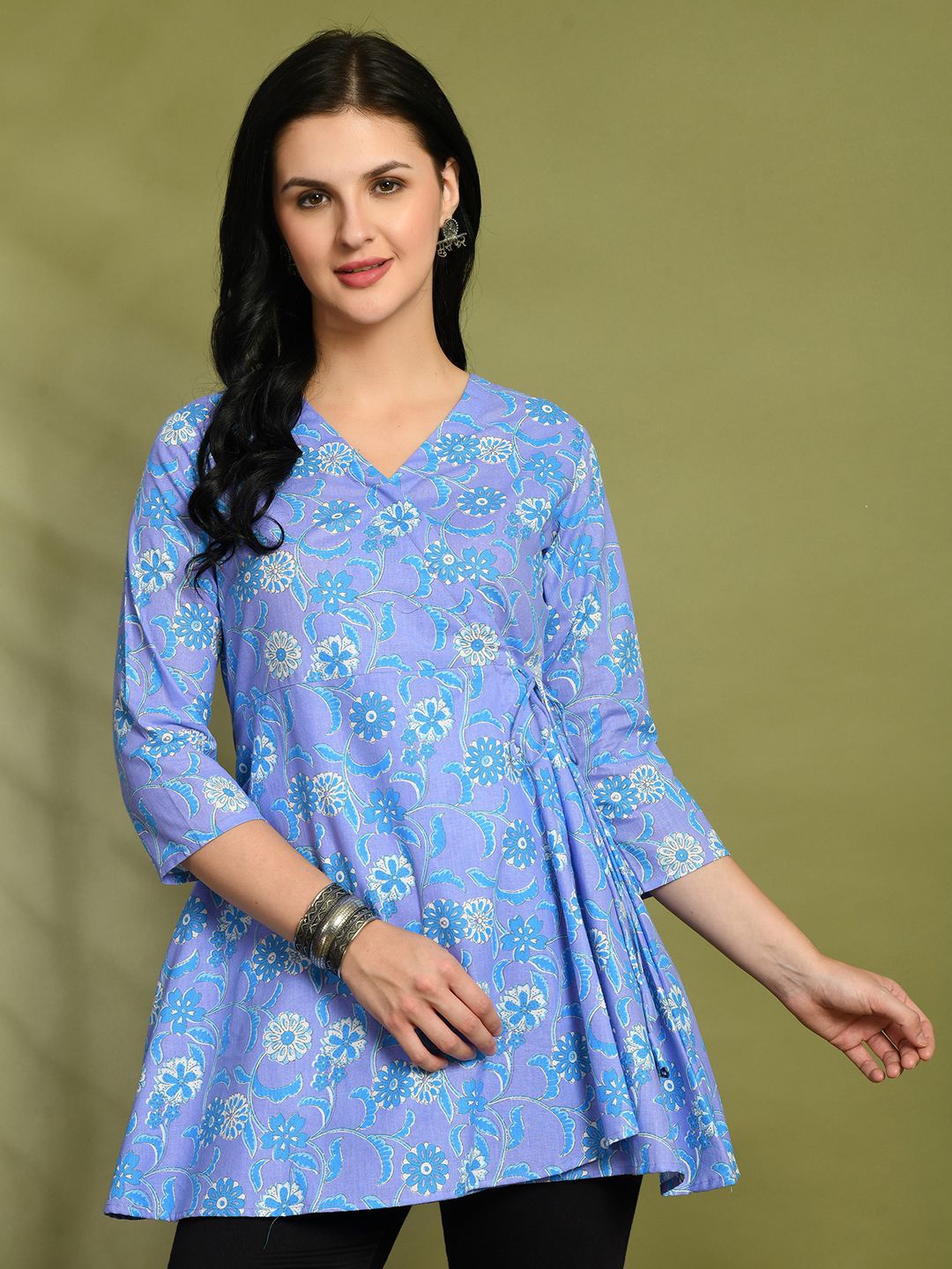 

FERANOID Floral Printed V-Neck Pure Cotton Angrakha A-Line Kurti, Purple