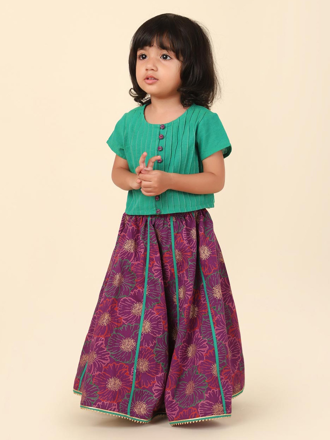 

Fabindia Girls Round Neck Cotton Ready to Wear Lehenga & Choli, Green