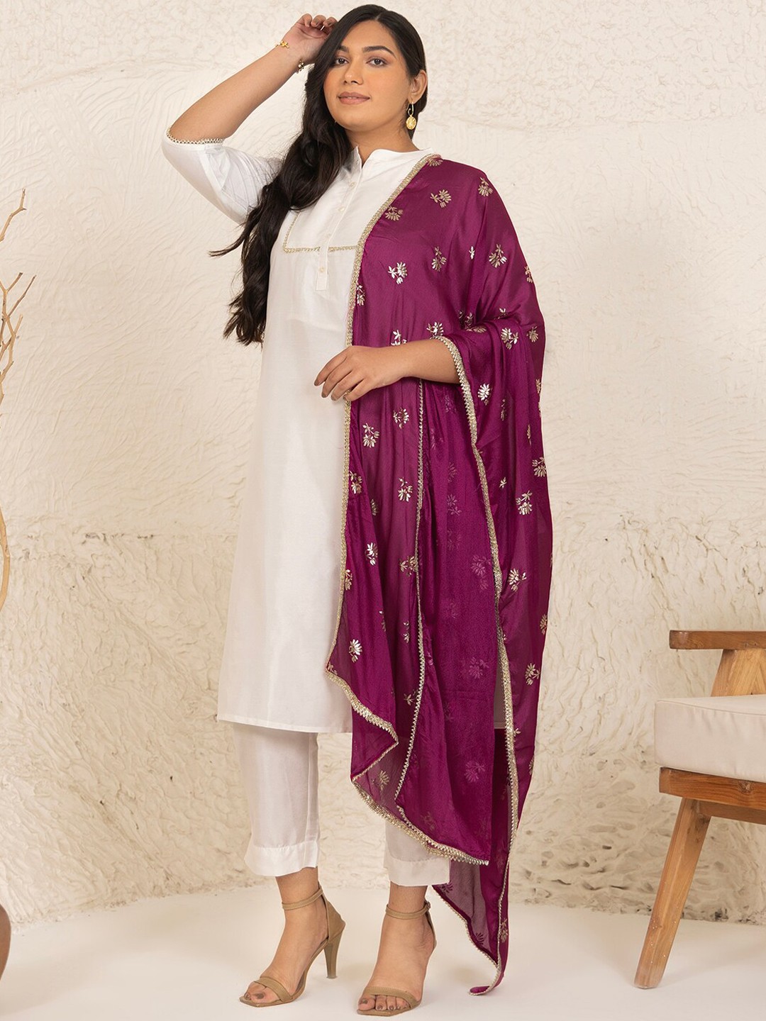 

Janasya Plus Size Regular Gotta Patti Kurta with Trousers & With Dupatta, White
