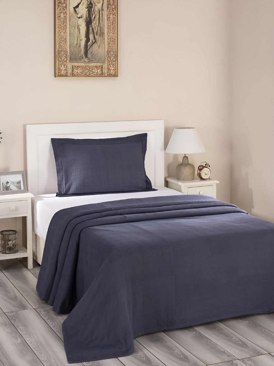 

MASPAR Hues Nouveau Tradition Zigwine Blue Checked 120 TC Single Bed Cover