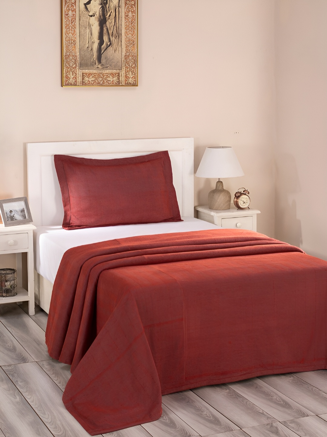 

MASPAR Red Textured 120 TC Single Bed Cover