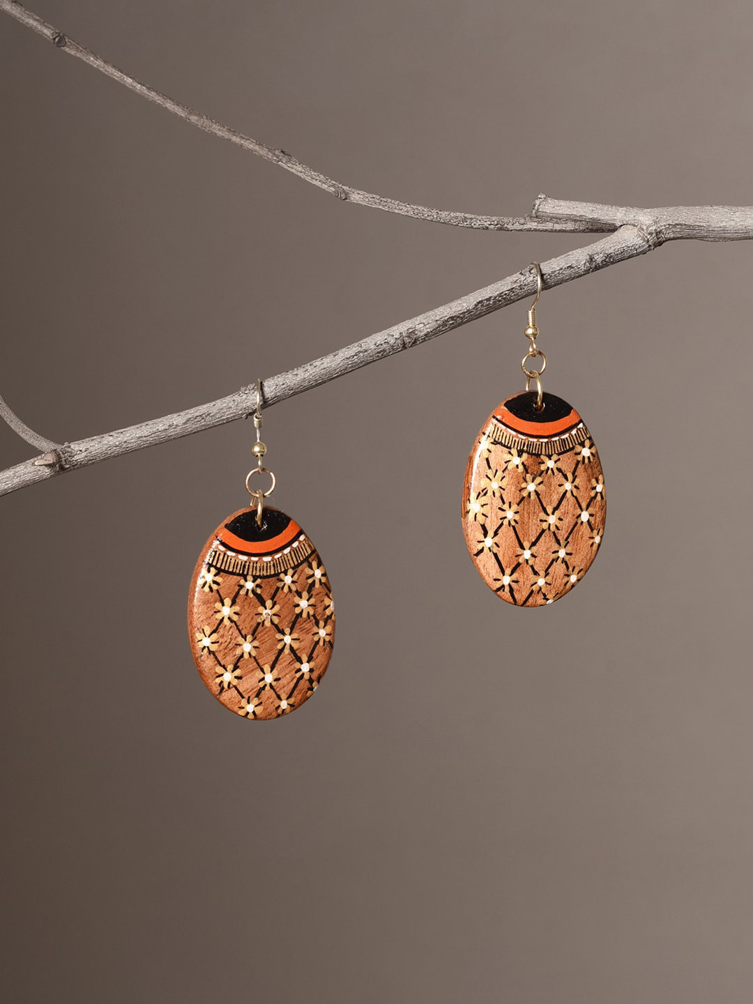 

AAKRITI ART CREATIONS Brass-Plated Classic Drop Earrings, Gold