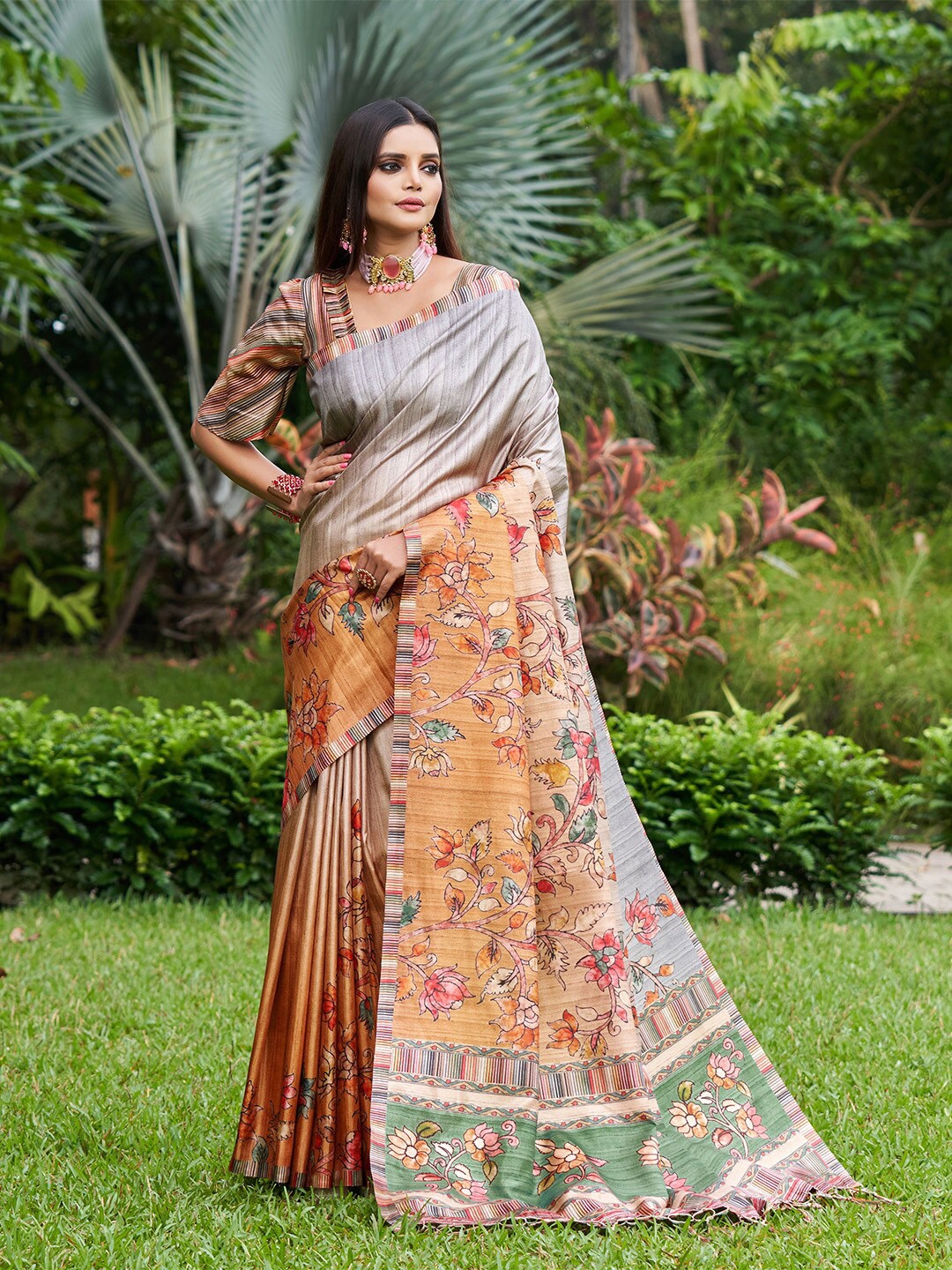 

Ishin Kalamkari Printed Sambalpuri Saree, Grey