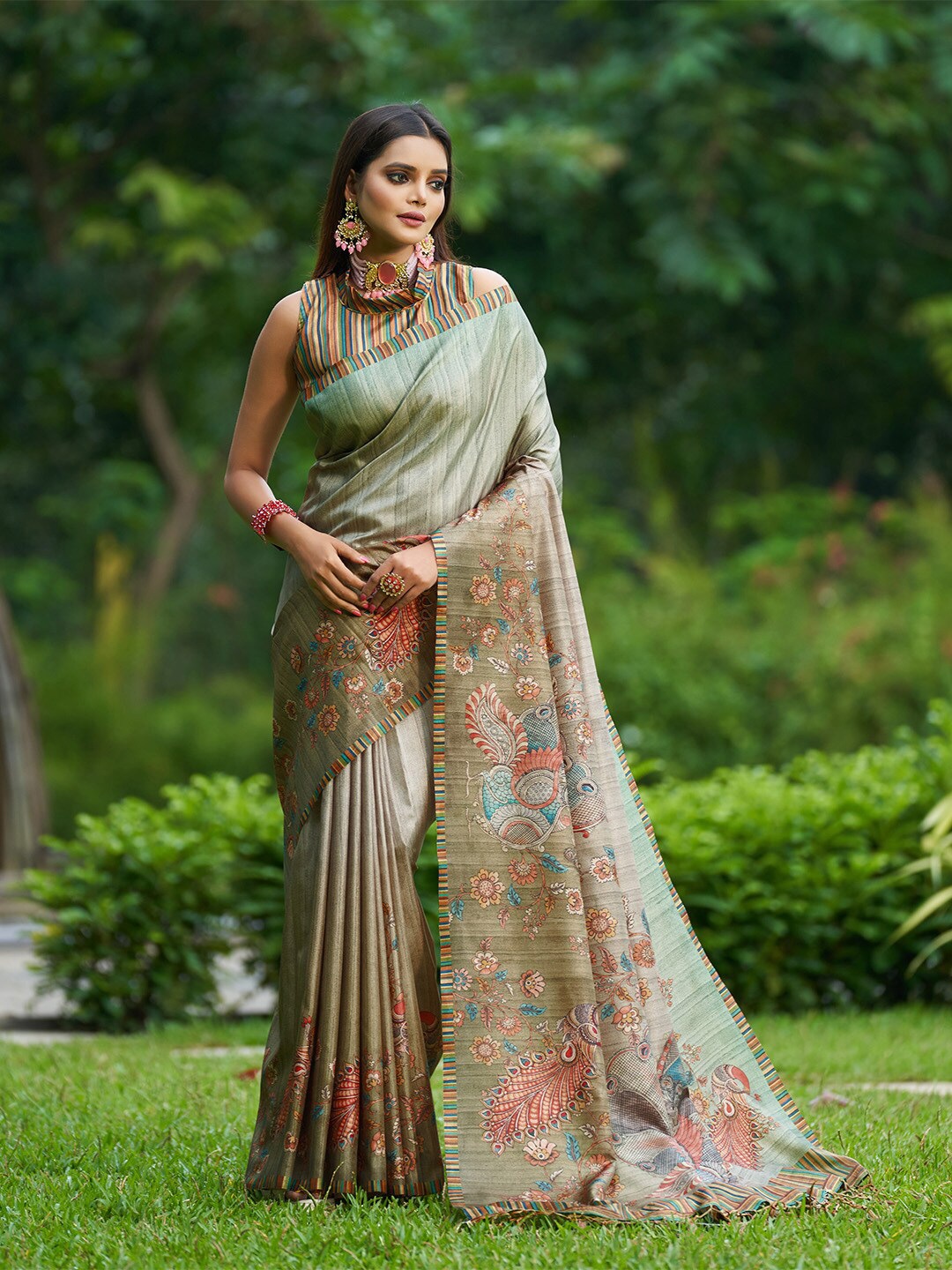 

Ishin Ethnic Motifs Printed Sambalpuri Saree, Olive