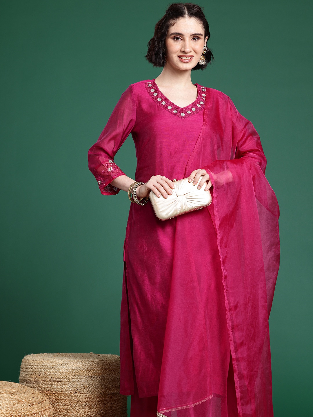 

Sangria Floral Yoke Design Thread Work Chanderi Cotton Kurta With Trousers & Dupatta, Magenta