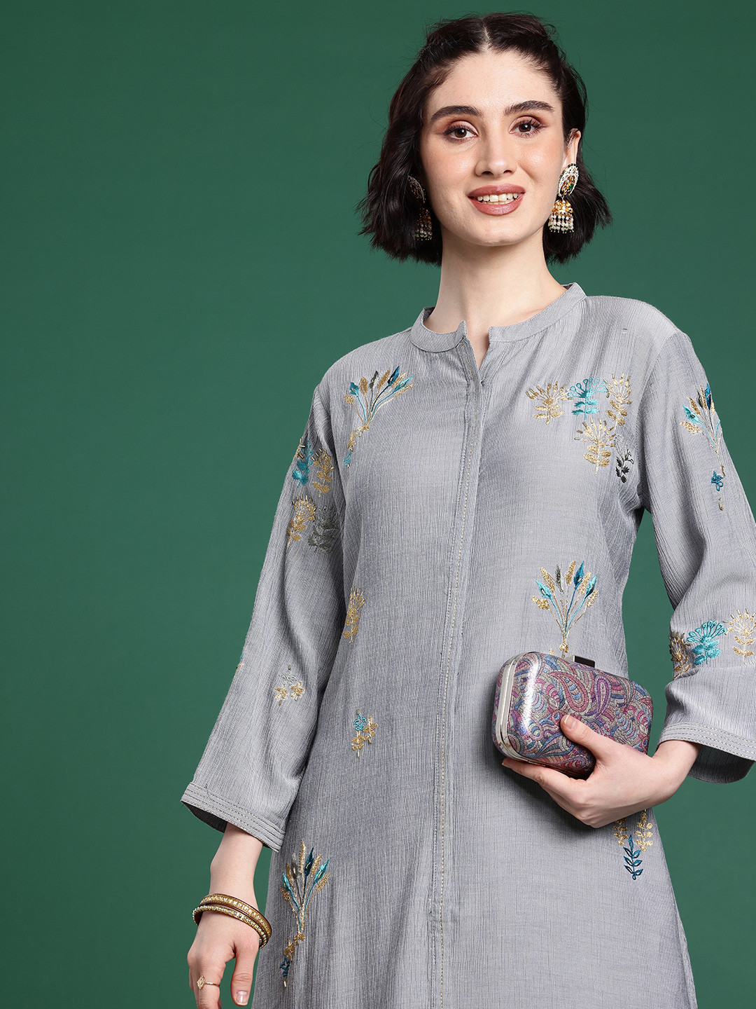 

Sangria Floral Embroidered Beads & Stones Kurta With Palazzos, Grey