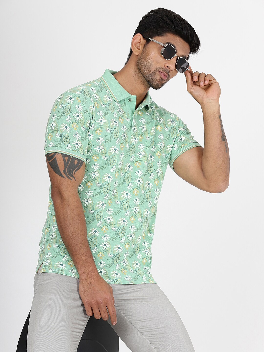 

Greenfibre Floral Printed Polo Collar Slim Fit Casual T-shirt, Green